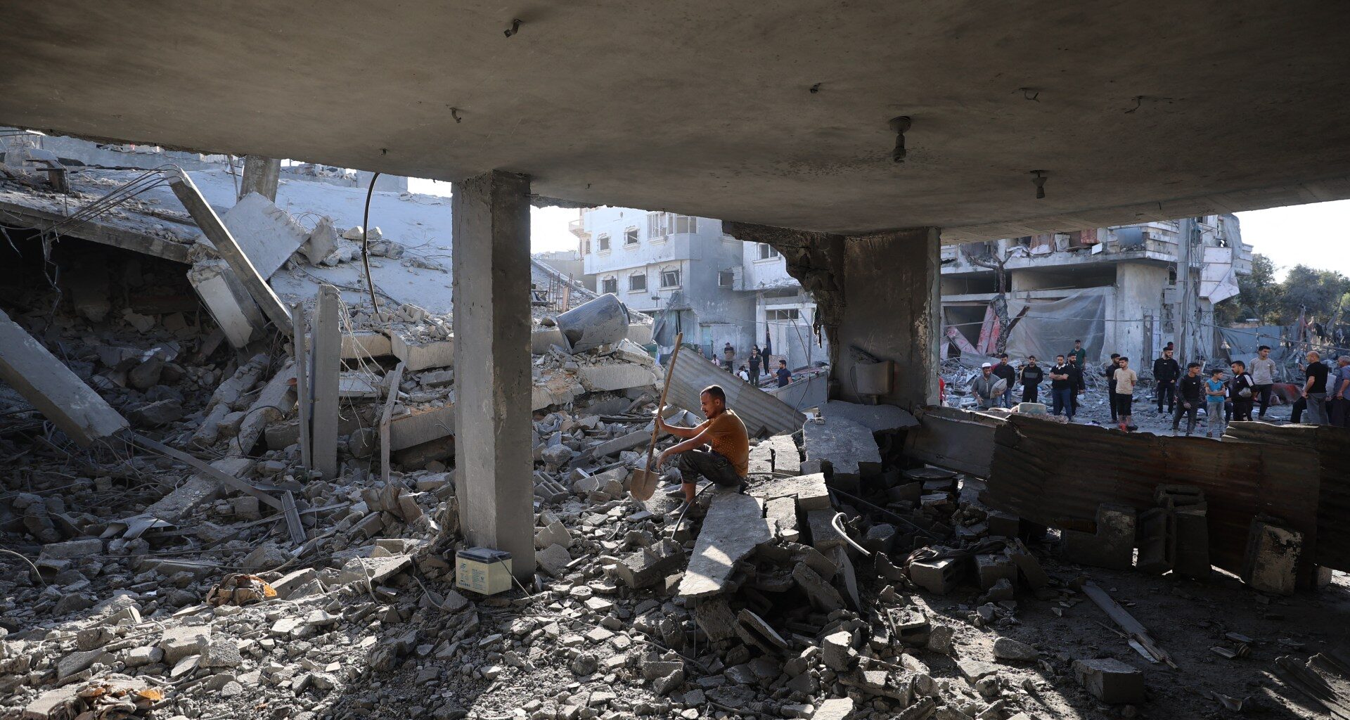 ‘Pervasive fear’ grips Gaza as Israeli attacks persist despite ceasefire | Israel-Palestine conflict News