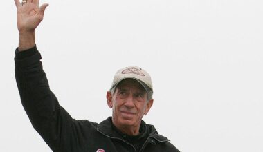 Ned Jarrett, NASCAR Hall of Famer and CBS announcer, dies at 93