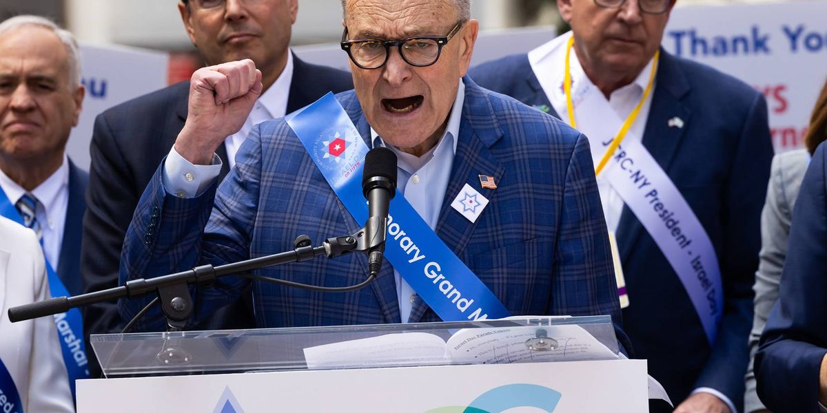 Schumer Among Top Dems Who Marched at NYC Israel Parade With Accused ‘War Criminal’ Smotrich