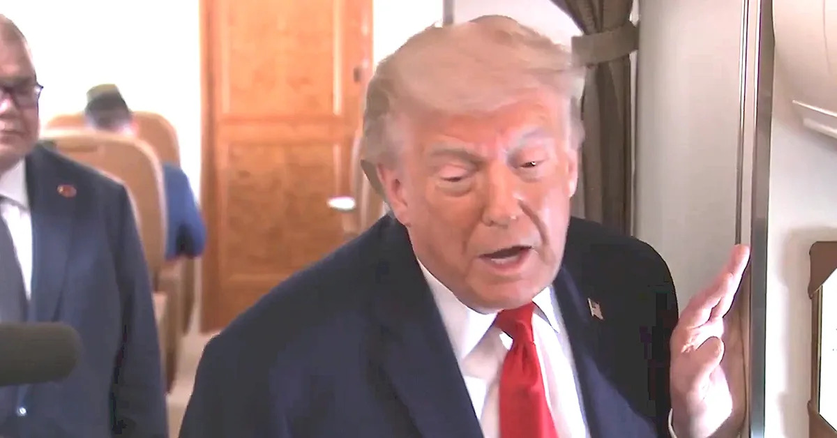 Trump Delighted When Reporter Asks About Probe Into Cocaine Found At White House