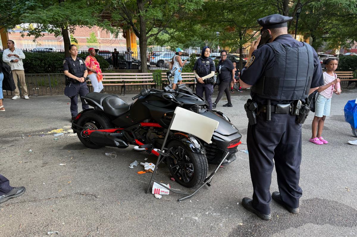 Woman on motorcycle plows through NYC park, mowing down 9 pedestrians in her path