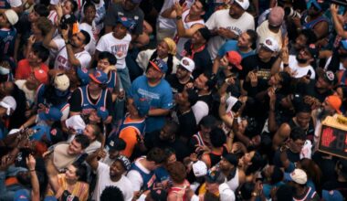 Scenes From a Morning Commute During the Knicks Parade