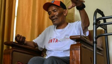 Trapped on Everest for days, Nepali survivor recounts escape