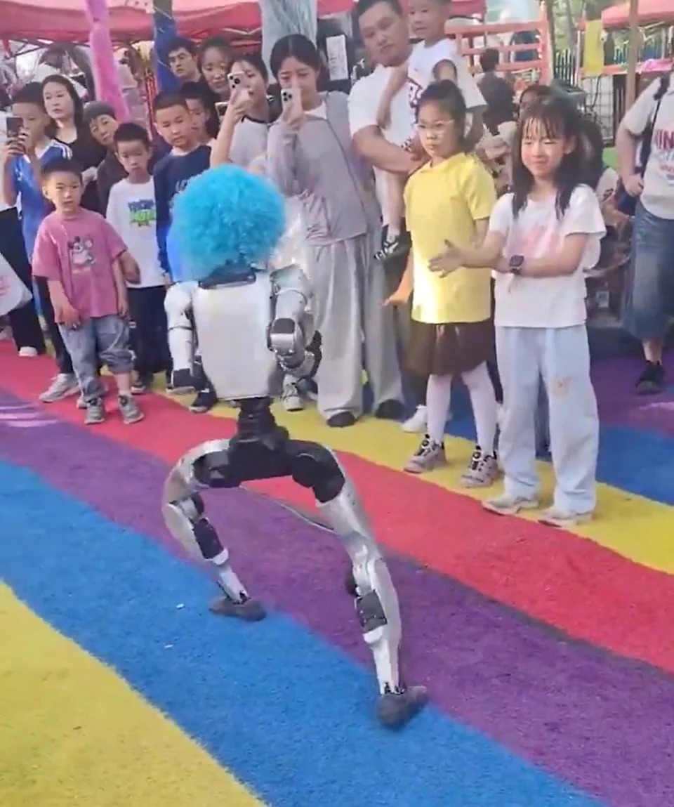 Screenshot of video by Shanghai Daily on X