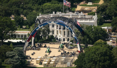 Eiffel Tower?!?! Donald Trump might keep UFC White House setup: ‘We’ll never, ever take it down!’