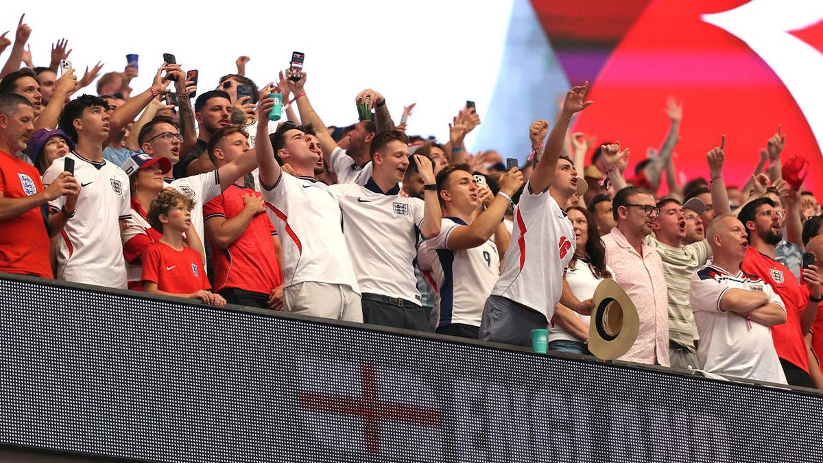 English soccer fans