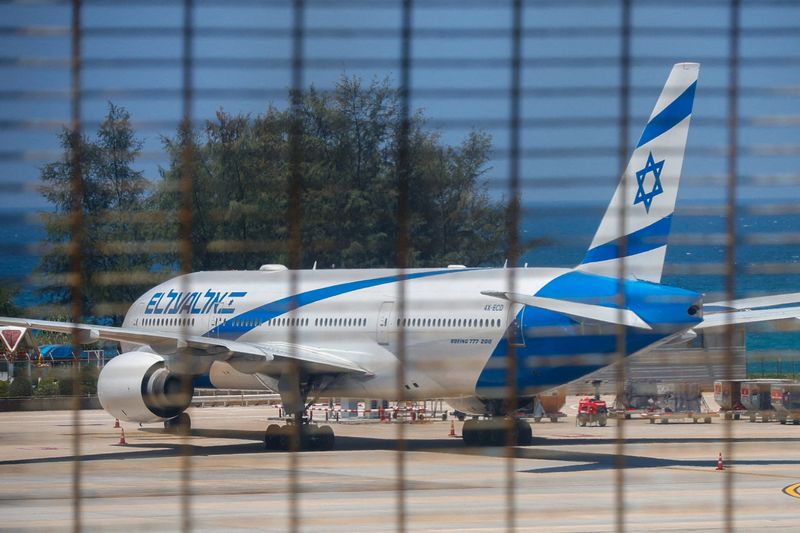 Israel's El Al Airlines signs high-speed Internet deal with Elon Musk's Starlink