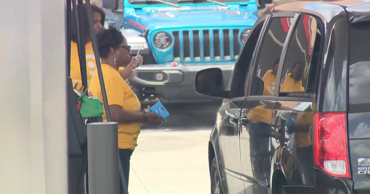 Atlanta pastor gives away free gas as prices spike amid Iran conflict and fuel tax hike