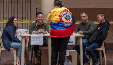 Colombians to vote in presidential run-off pitting leftist against hardliner | Elections News