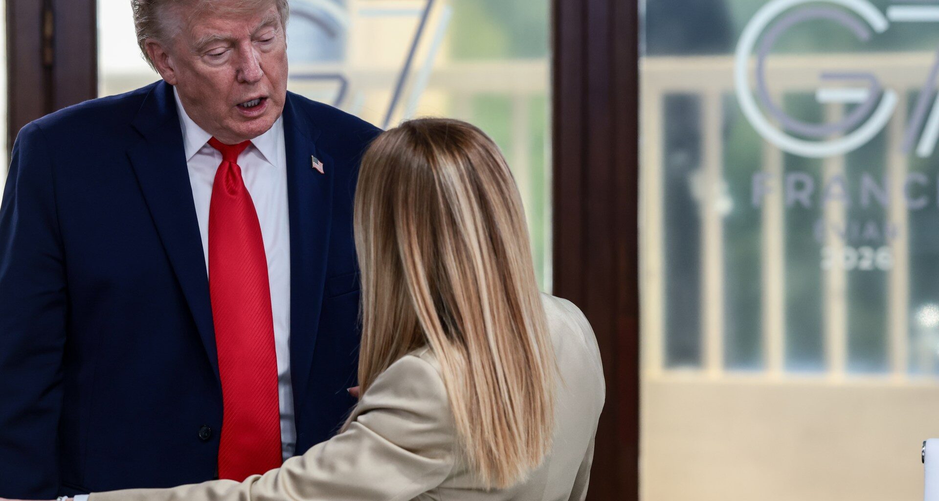 Trump insists Italy’s Meloni sought photos with him to boost popularity | Donald Trump News