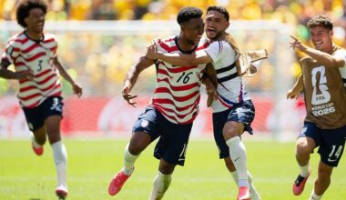 U.S. clinches spot in World Cup knockout round with dominant 2-0 win over Australia