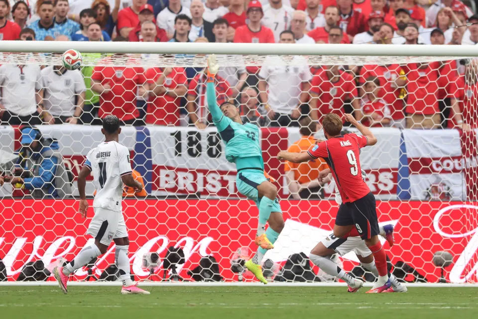 Harry Kane scores against Panama for England