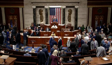 Video: US House of Representatives votes to block further war on Iran | Government