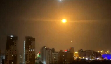 Videos show Kuwait intercepting ballistic missiles from Iran | US-Israel war on Iran