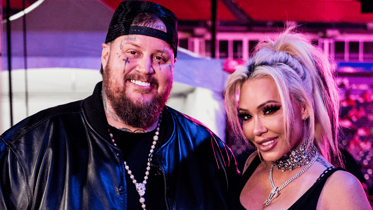 Bunnie Xo shares NSFW photo with message to Jelly Roll as pair get divorced after nearly 10 years