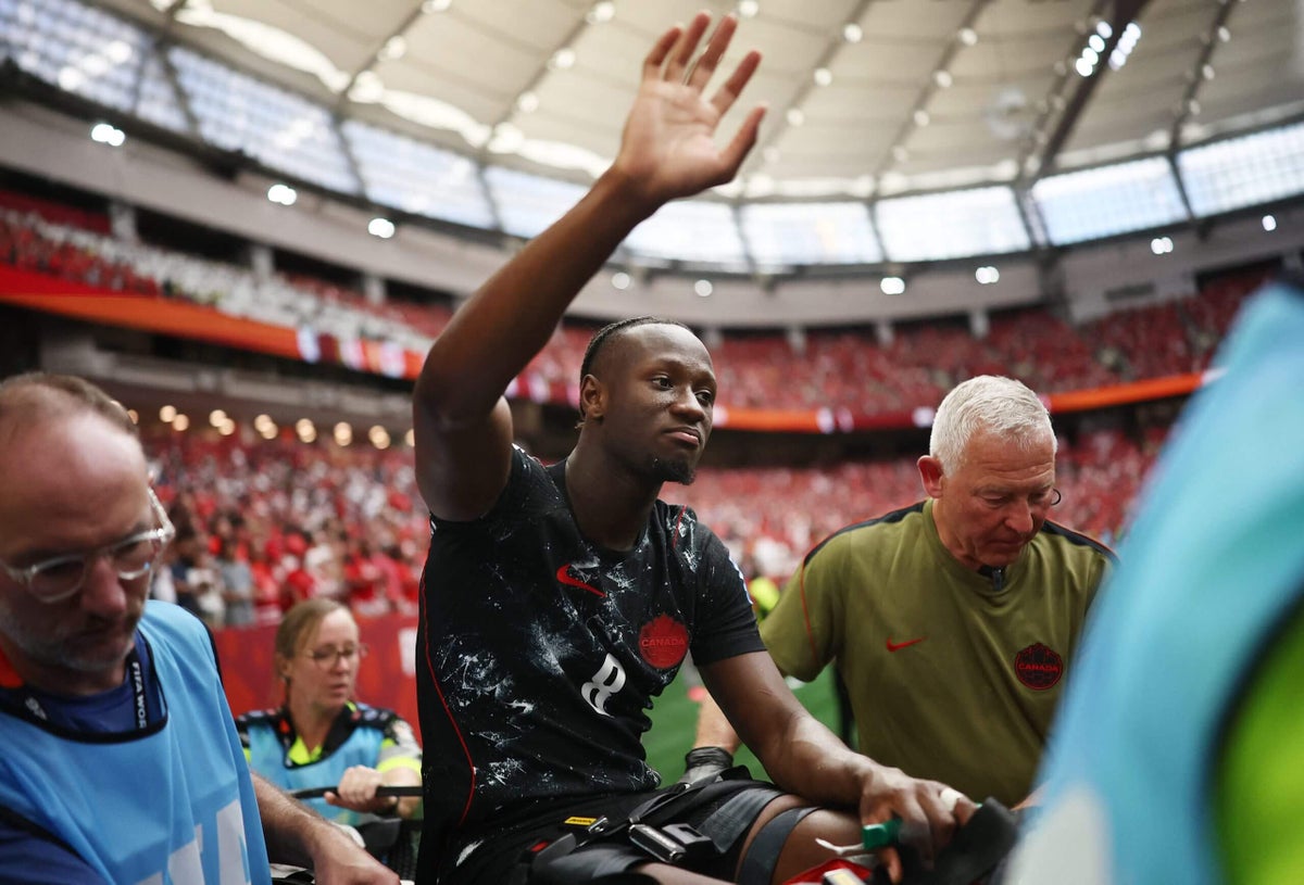 Canada’s Ismaël Koné suffers serious left leg injury in World Cup game