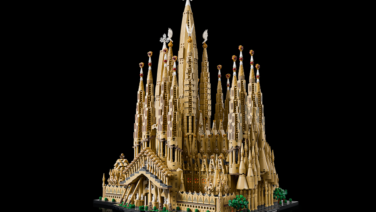 Lego Announces Largest Set Ever, a 12,060-Piece Replica of the Sagrada Família