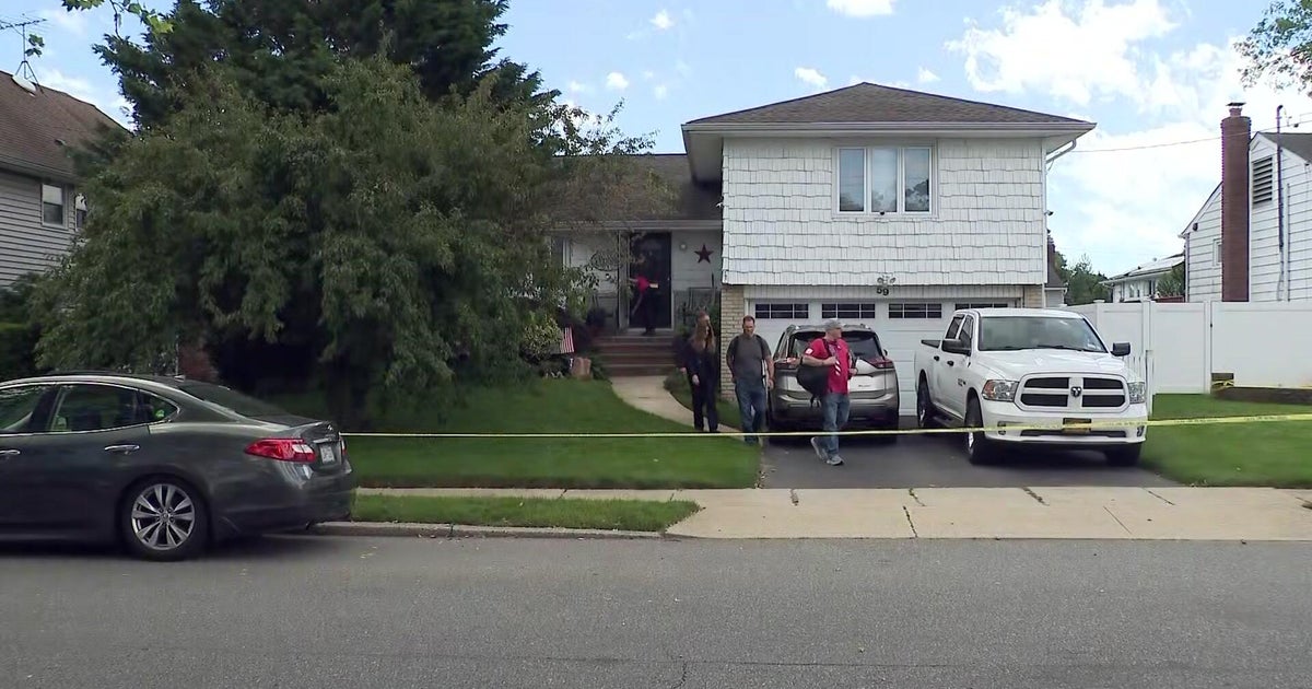 22-year-old woman cut Massapequa murder victim's throat while he slept, Nassau County Police say