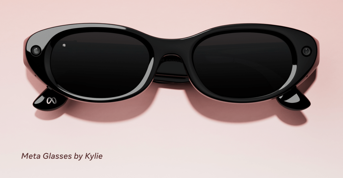 Meta smart glasses