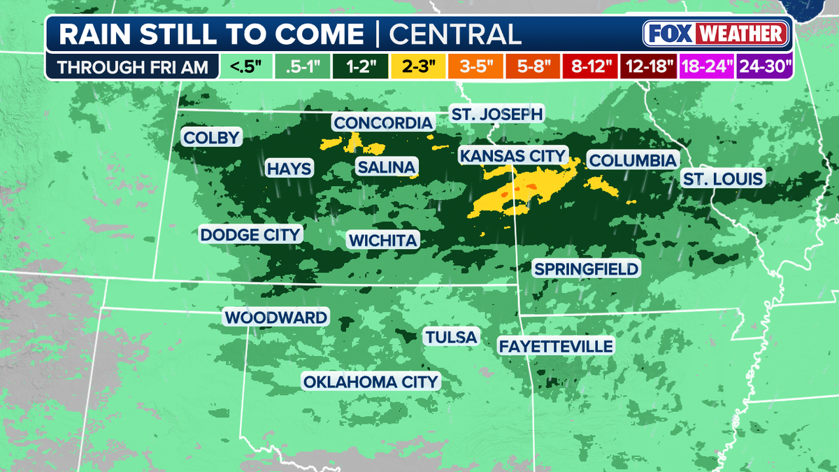 a weather map showing heavy rain over kansas, missouri