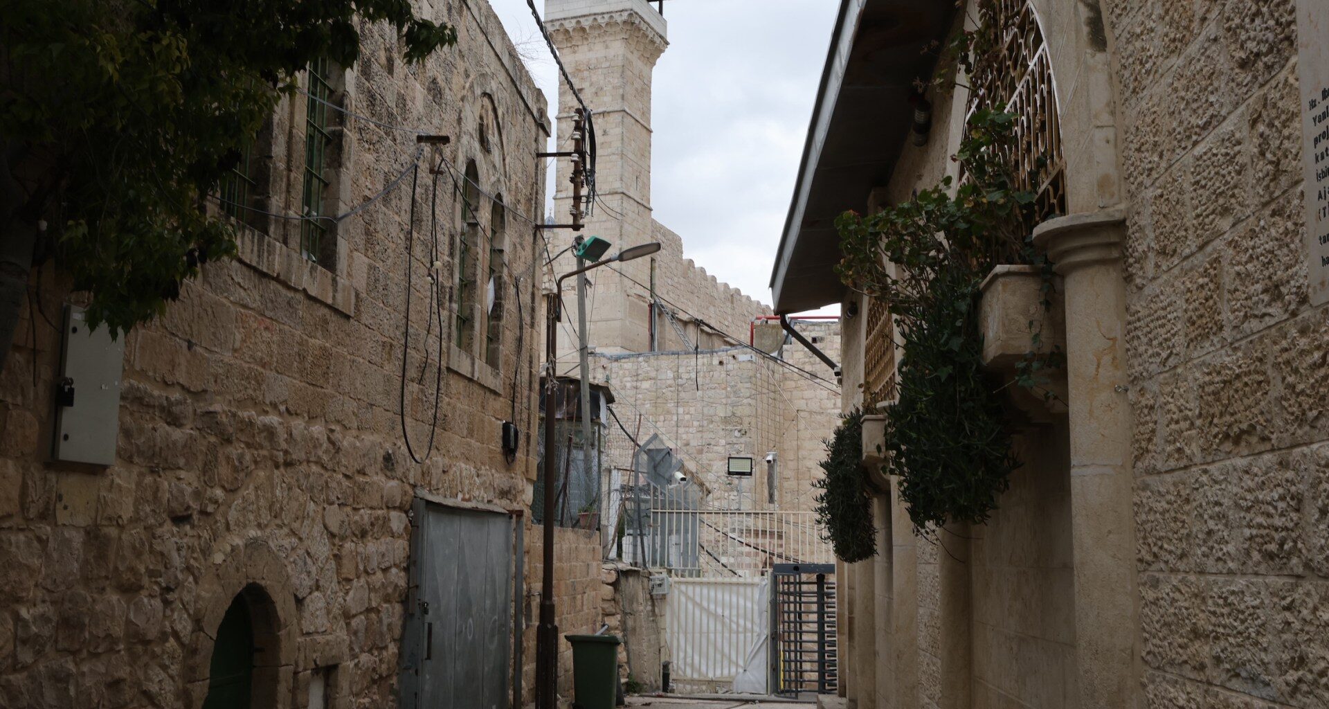 Israel seizes power over occupied West Bank mosque from Palestinians | Israel-Palestine conflict News