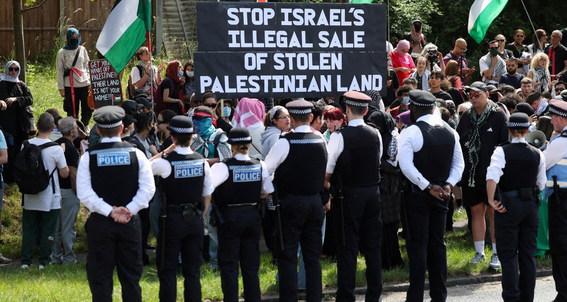 ‘Unacceptable’: London protesters slam illegal Israeli settlement land sale | Israel-Palestine conflict News