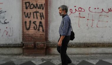 US intercepts fresh Iranian attacks as peace talks stall