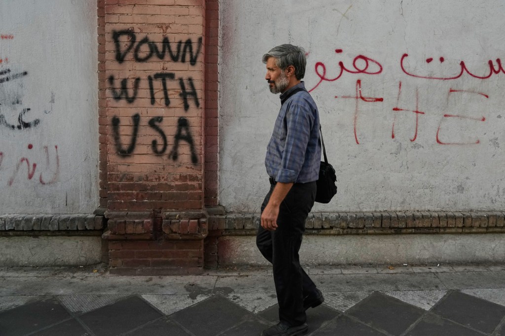 US intercepts fresh Iranian attacks as peace talks stall