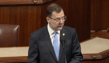 GOP Rep. Tom Kean returns to Congress, disclosing he was diagnosed with depression