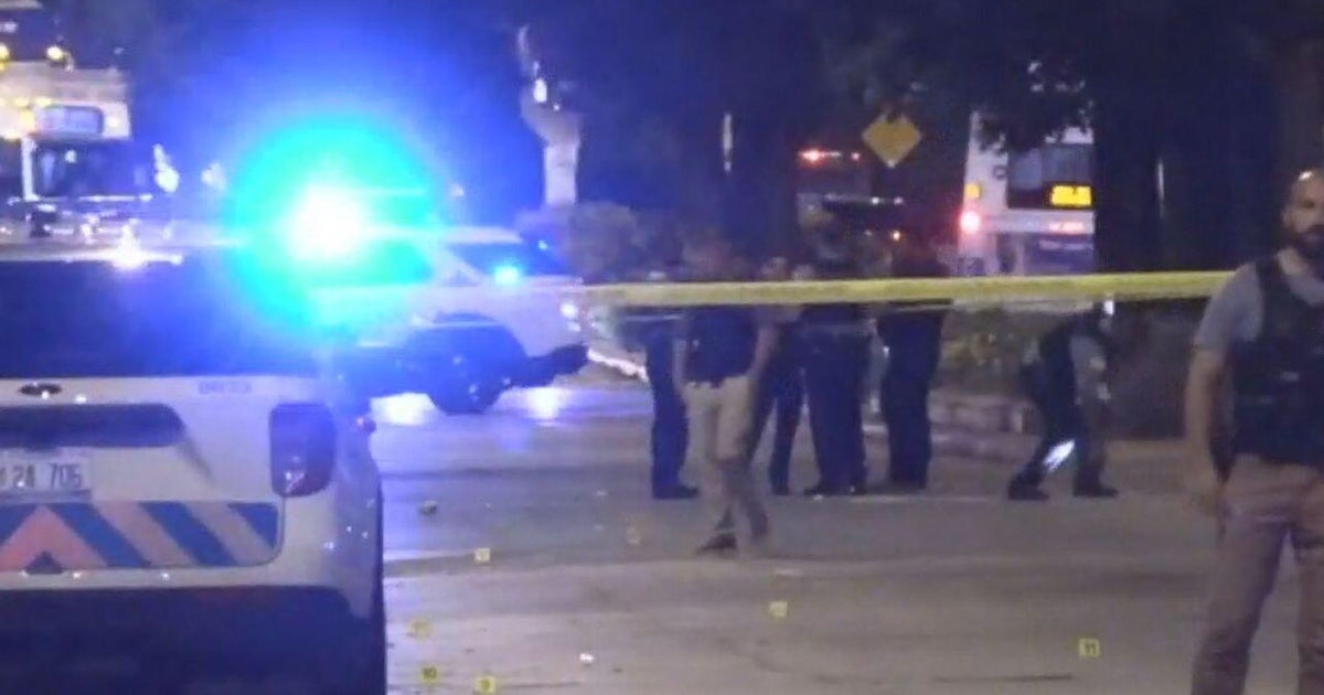 Violent Juneteenth weekend in Chicago catches attention of President Trump