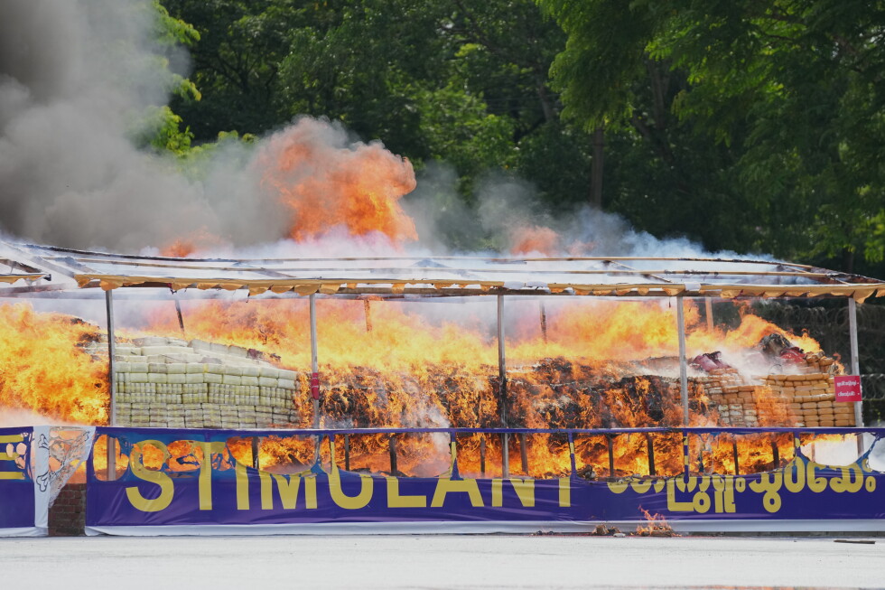Myanmar burns $600M in confiscated illegal drugs, black smoke fills sky