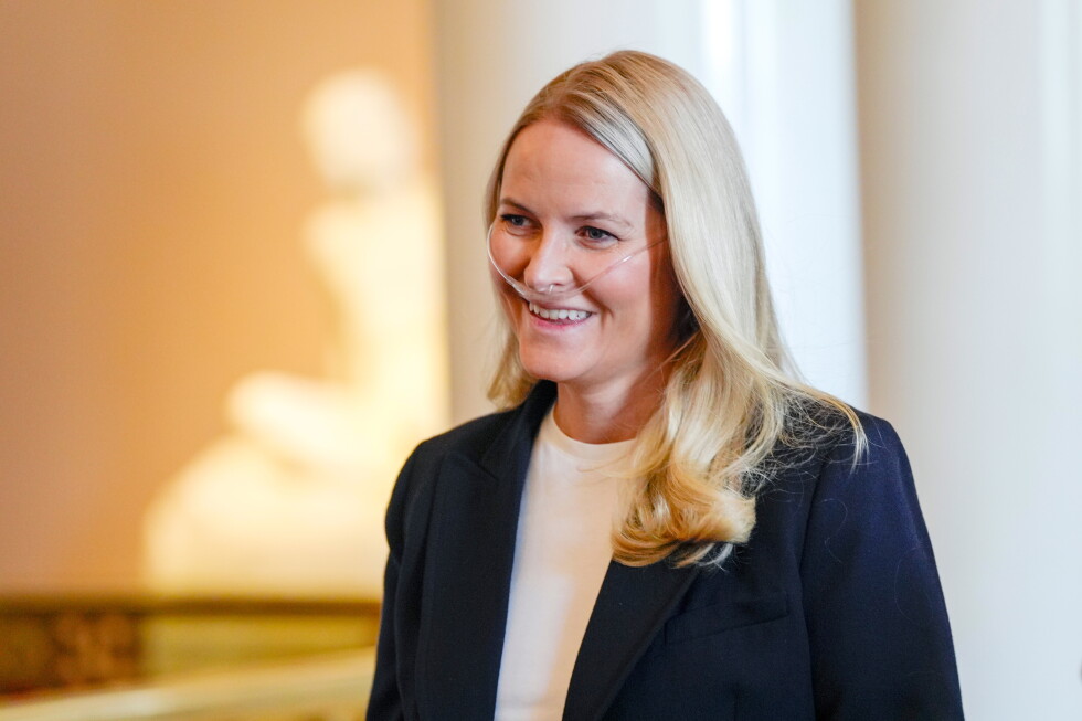 Norway's crown princess placed on lung transplant list