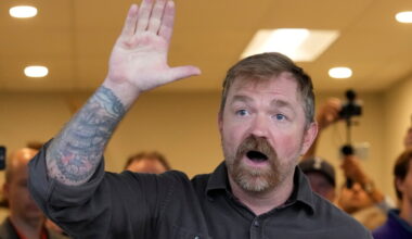 Senate candidate Graham Platner fields questions at Portland event
