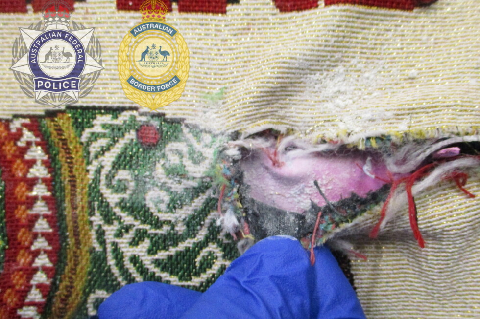 Australian police charge Thai airline worker with heroin importation