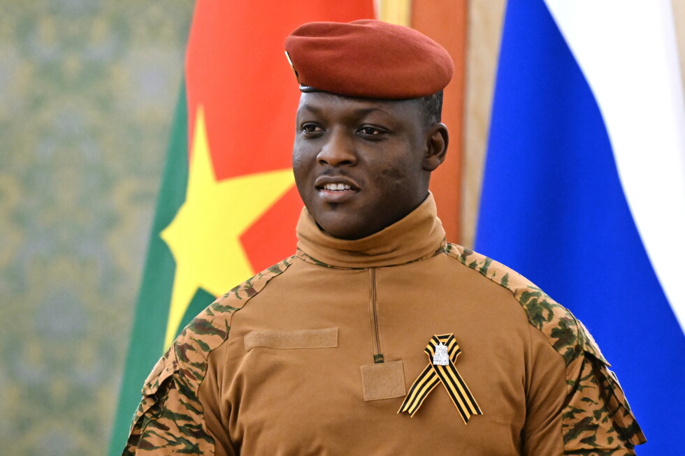Burkina Faso cuts diplomatic relations with France