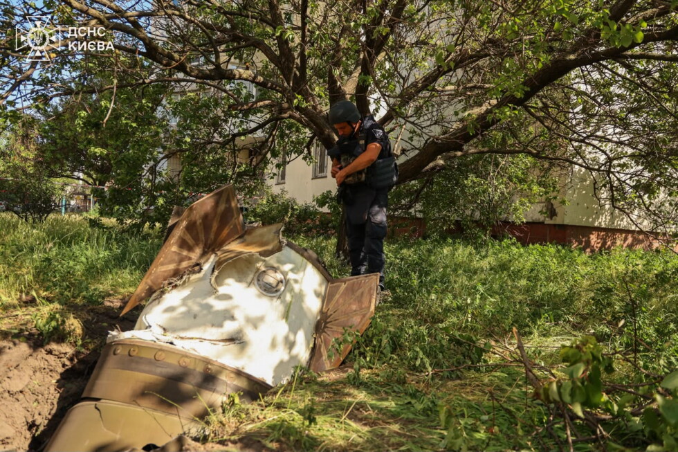 Ukraine's drone attacks target Russian oil refinery