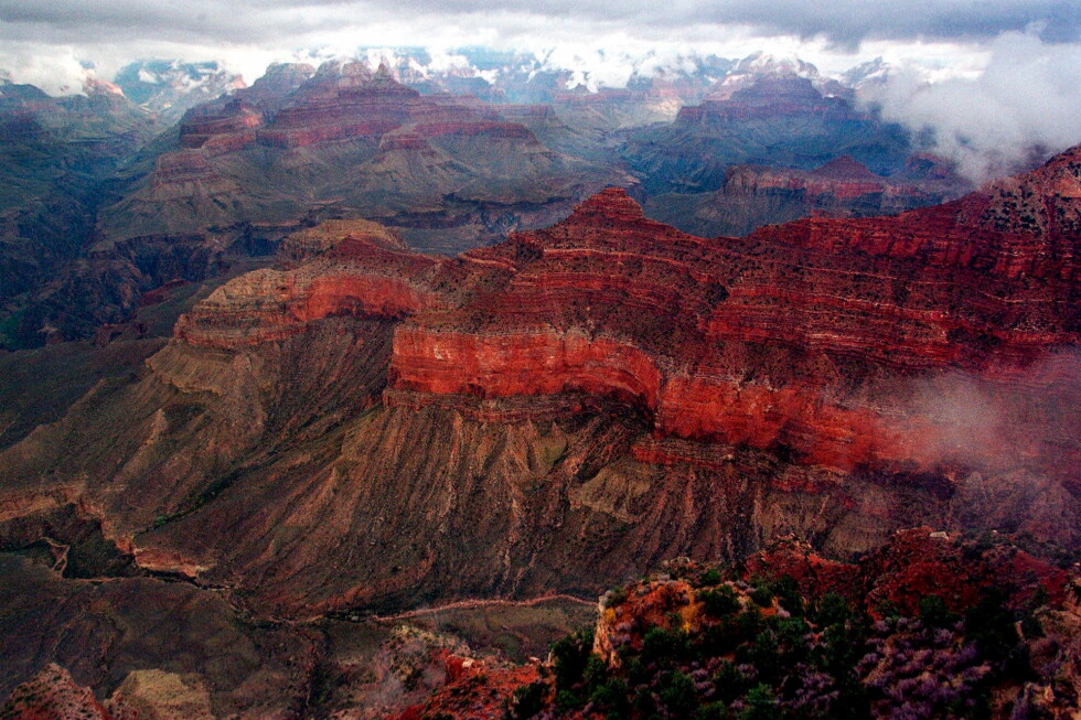3 hikers die of apparent heat illness in the Grand Canyon
