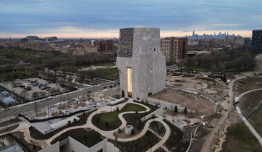 Inside Obama's presidential museum: The cost, thousands of books and a beehive