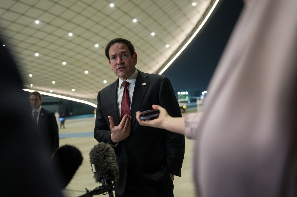 Rubio aims to head off Gulf Arab unease over interim Iran deal