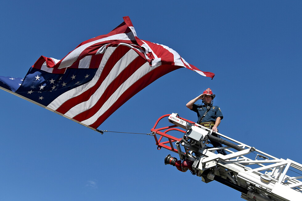 Officials identify firefighters killed along Colorado-Utah border