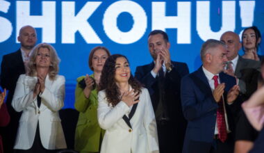 Kosovo voters head to polls in hope of breaking impasse