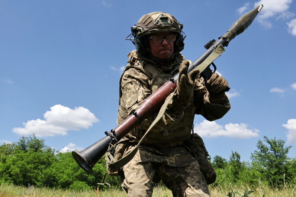 Russia-held Crimea halts civilian gas sales amid Ukraine attacks