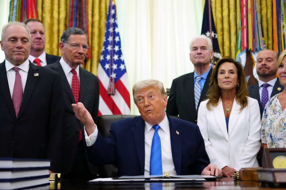 Trump sees Democratic hypocrisy over Platner, despite own past conduct