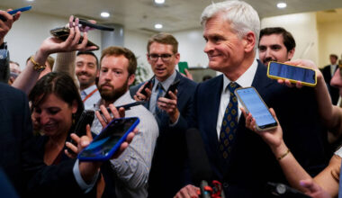 Trump, Republican senator engage in shouting match over Iran war