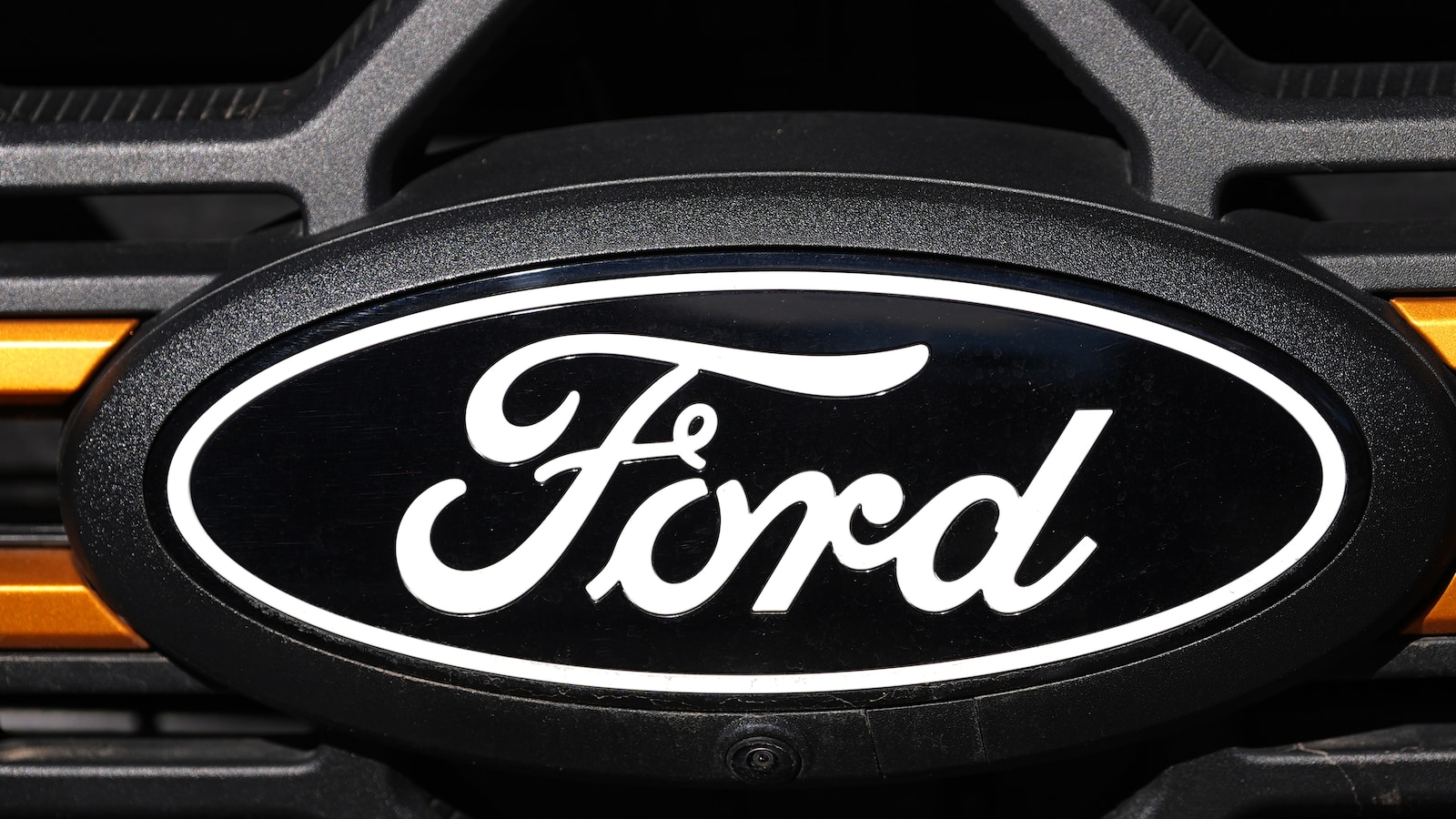 Ford recalling more than 741,00 vehicles because of park system issue