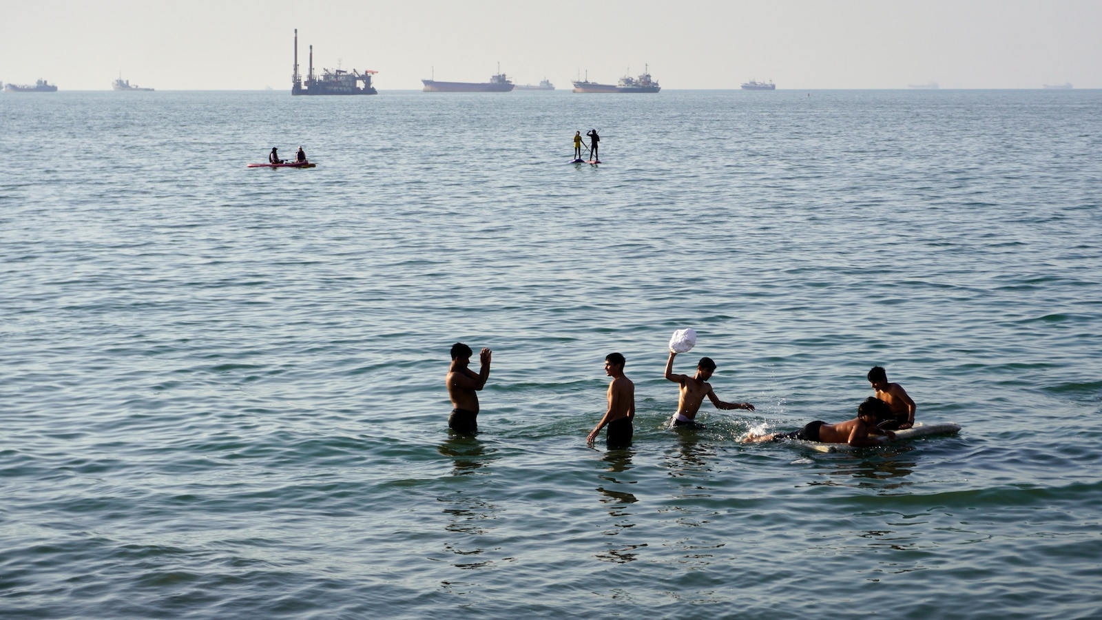 Trump to discuss Strait of Hormuz demining efforts at G7 as confidence grows for Iran war deal