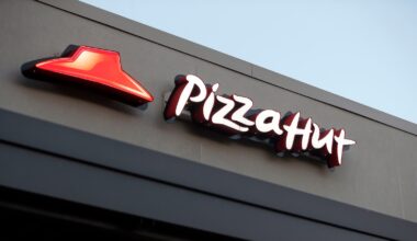 Struggling Pizza Hut restaurant chain will be sold for $2.7 billion
