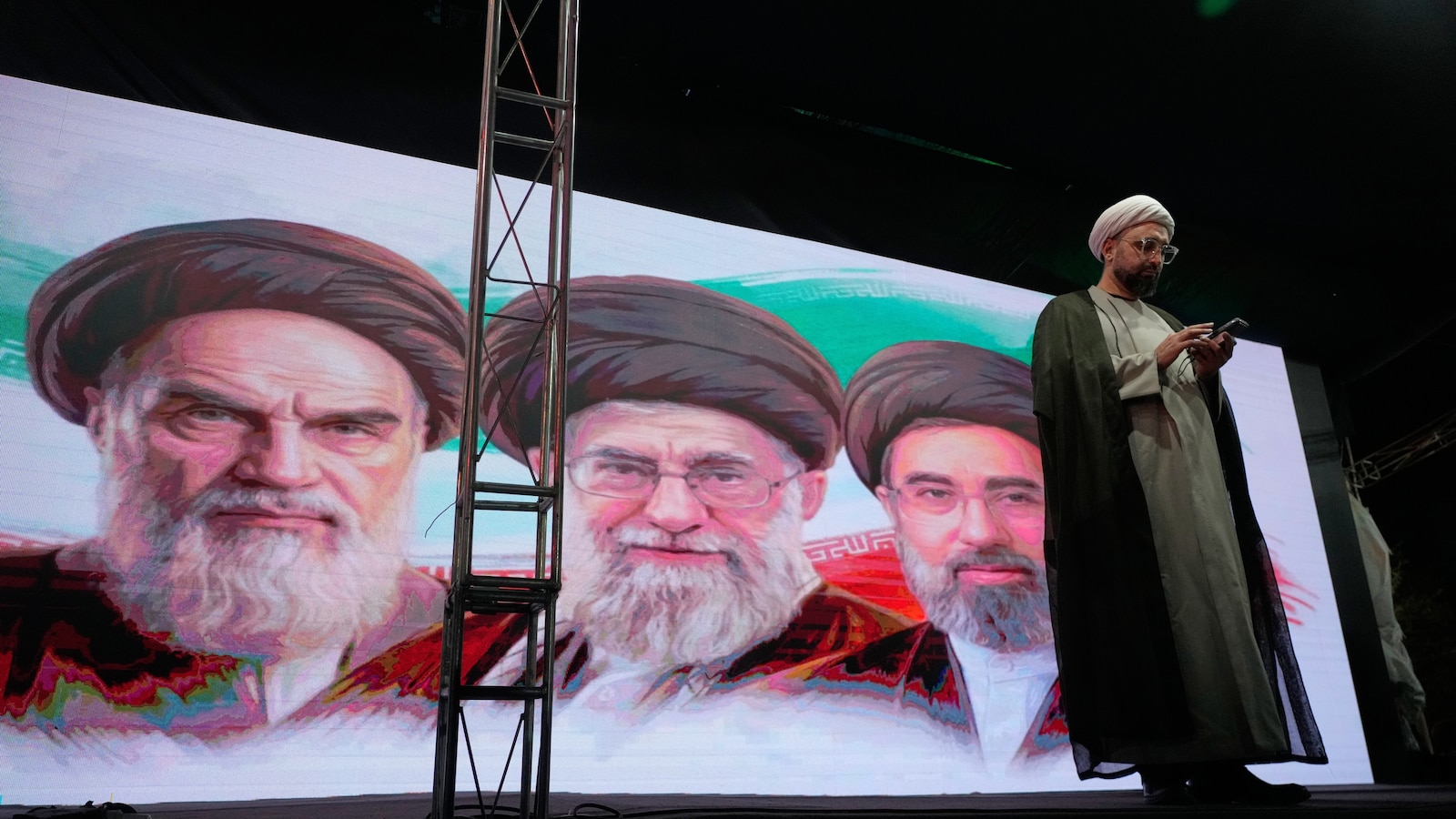 US launches a second day of strikes on Iran and Iran fires back at the Gulf states and Jordan