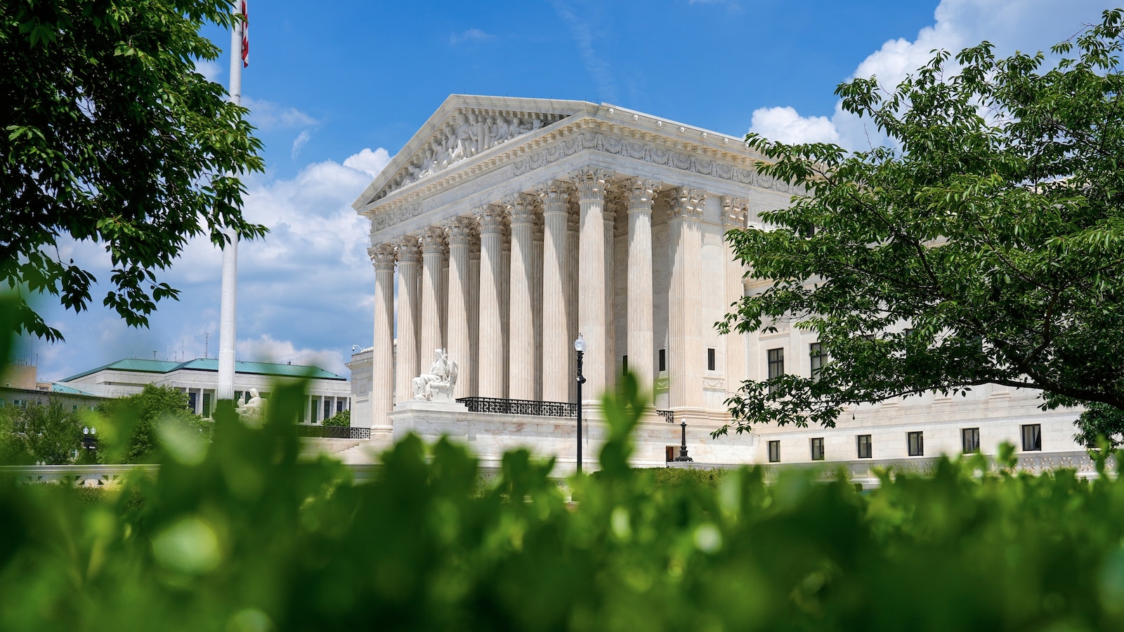 Supreme Court sides with Michigan county in a tax foreclosure case