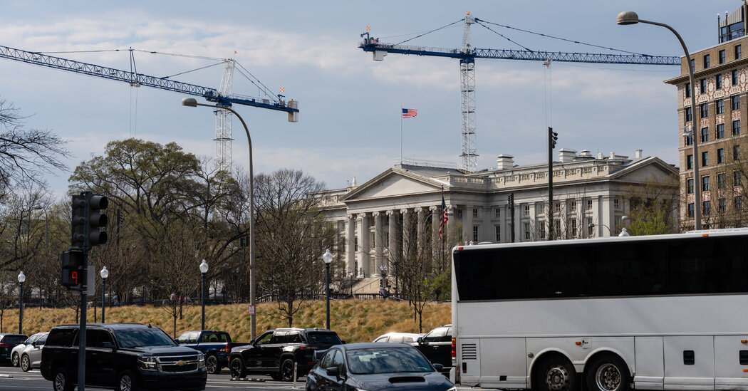 Russia Bill Broadens Sanctions but Could Fuel Fears Over the Dollar